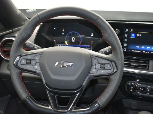 New 2026 Chevrolet Trax RS w/ Driver Confidence Package image 30