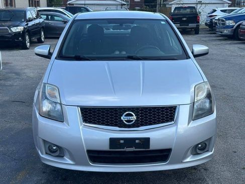 Used 2011 Nissan Sentra SE-R FWD image 2