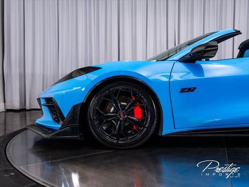 Used 2023 Chevrolet Corvette Stingray Premium Cpe w/ Z51 Performance Package RWD image 12