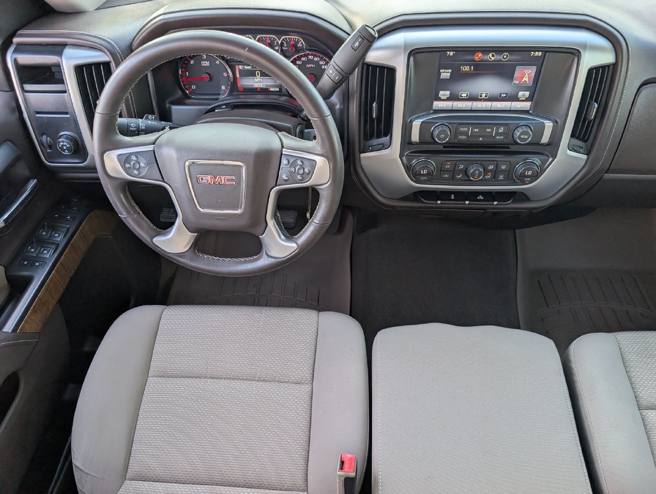 Used 2015 GMC Sierra 1500 SLE w/ SLE Value Package RWD image 10