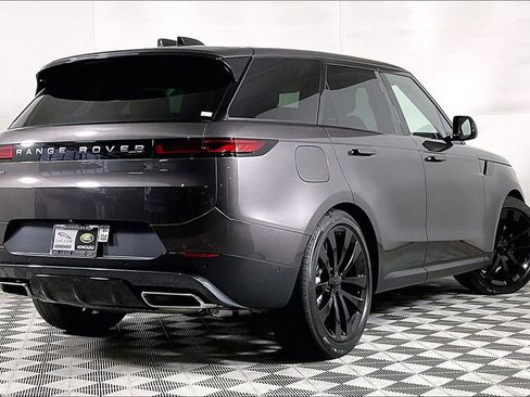 New 2026 Land Rover Range Rover Sport SE AWD/4WD image 2