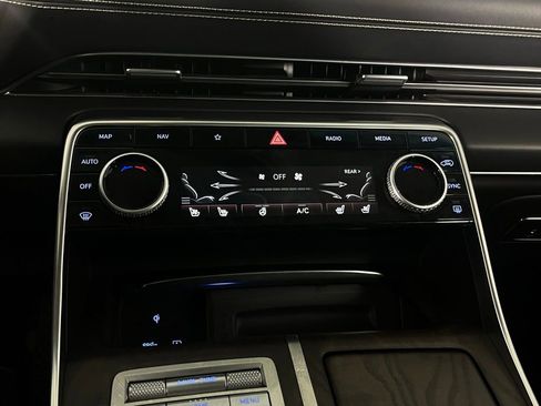 Used 2023 Genesis GV80 2.5T w/ Prestige Package image 36