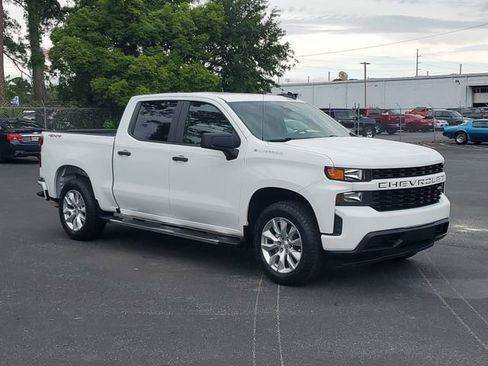 Used 2022 Chevrolet Silverado 1500 Custom w/ Safety Confidence Package AWD/4WD image 33