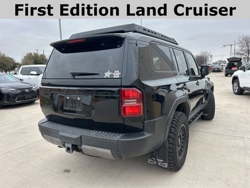 Used 2024 Toyota Land Cruiser image 3