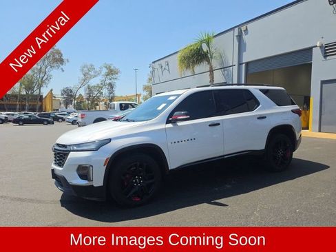 Used 2022 Chevrolet Traverse Premier w/ Redline Edition FWD image 6