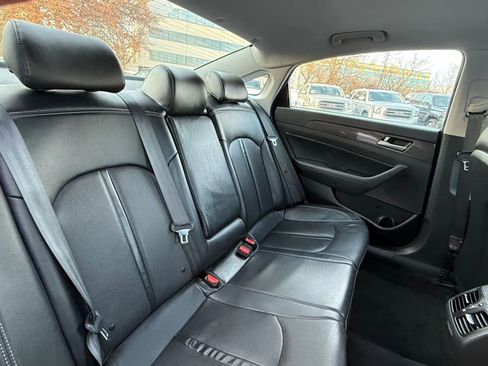 Used 2018 Hyundai Sonata Limited image 31