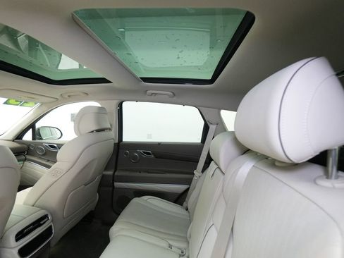 Used 2022 Genesis GV80 2.5T w/ Advanced Package 02 image 27