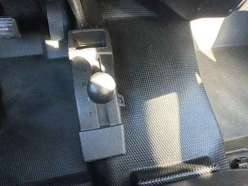 Used 2010 Chevrolet Silverado 1500 W/T image 13