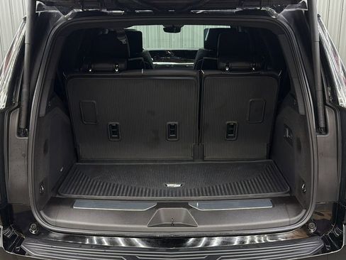Used 2025 Cadillac Escalade Sport Platinum w/ LPO, ONYX Package image 13