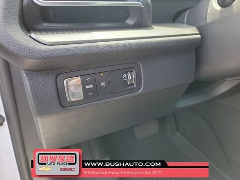 New 2026 Chevrolet Traverse LT w/ Driver Confidence Package FWD image 22