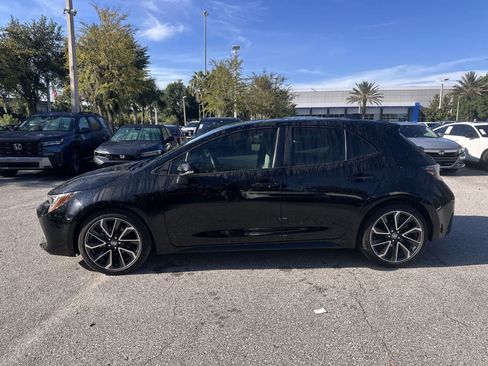 Used 2021 Toyota Corolla XSE FWD image 3