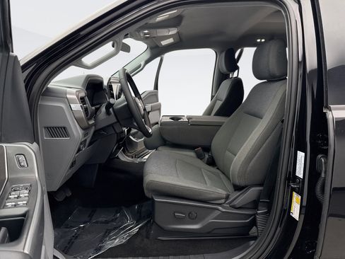 Used 2025 Ford F150 XLT w/ Equipment Group 301A Standard image 11