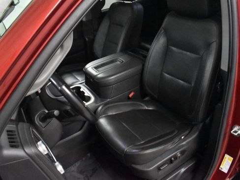 Used 2020 GMC Sierra 1500 SLT w/ SLT Convenience Package image 12