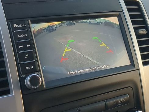 Used 2019 Nissan Frontier SV image 14