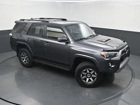 Used 2023 Toyota 4Runner TRD Off-Road Premium w/ Off Road Premium Plus Package AWD/4WD image 31