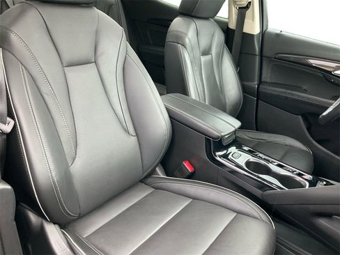 Used 2021 Buick Envision Essence w/ Sport Touring Package image 27