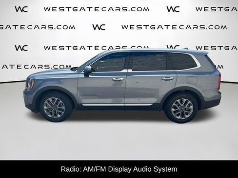Used 2023 Kia Telluride LX FWD image 4
