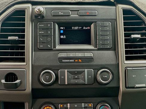 Used 2022 Ford F250 XL w/ Power Equipment Group RWD image 12