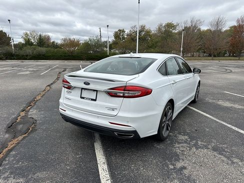 Used 2019 Ford Fusion Titanium image 8