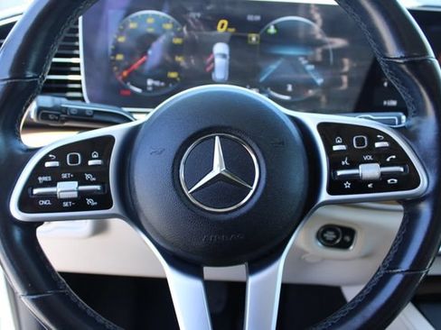 Used 2021 Mercedes-Benz GLE 350 w/ Premium Package image 20