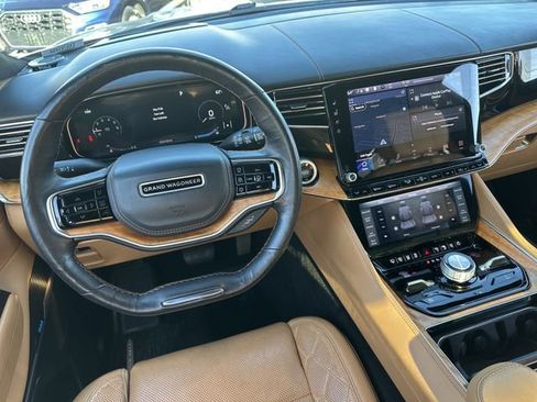 Used 2022 Jeep Grand Wagoneer Series III image 17