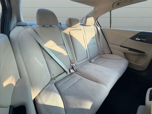 Used 2014 Honda Accord EX image 18