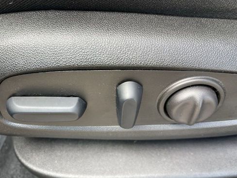 New 2025 Chevrolet Blazer LT w/ Convenience Package image 12