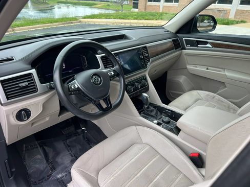 Used 2019 Volkswagen Atlas SEL Premium AWD/4WD image 15