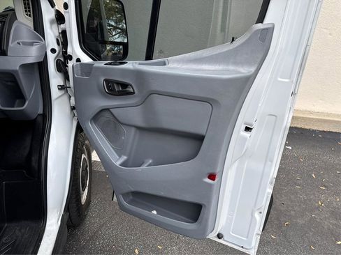 Used 2019 Ford Transit 250 148 Medium Roof RWD image 19