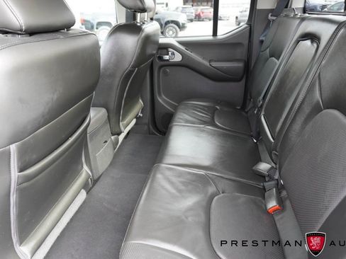 Used 2021 Nissan Frontier PRO-4X w/ Pro-4x Utility Package image 46