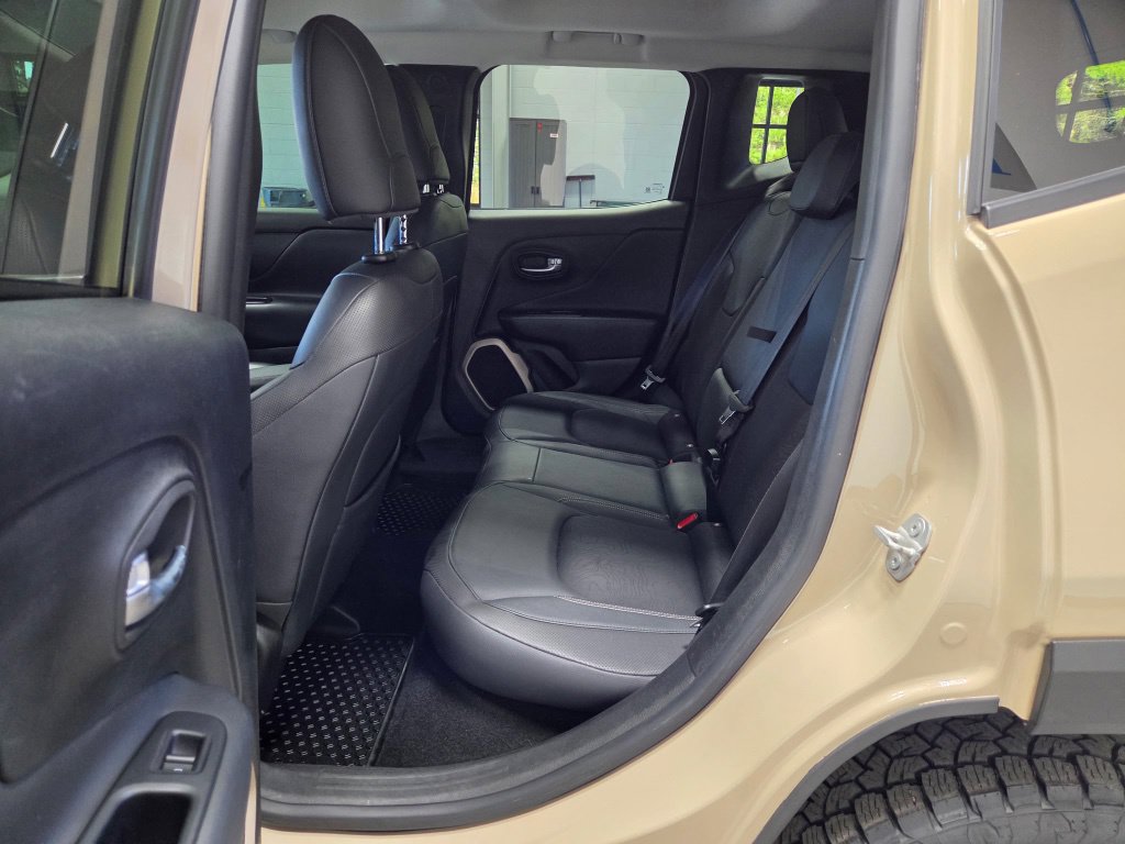 Used 2017 Jeep Renegade Trailhawk AWD/4WD image 20