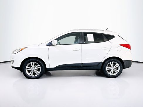 Used 2011 Hyundai Tucson GLS FWD image 4