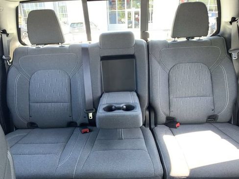 Used 2019 RAM 1500 Big Horn RWD image 30