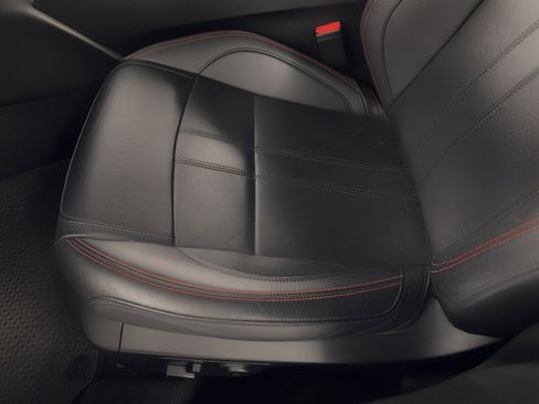 Used 2018 Maserati Ghibli S GranSport image 16