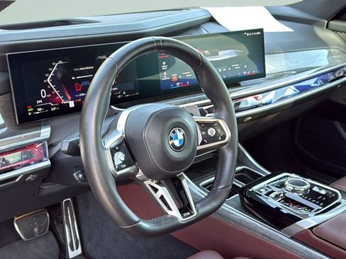 Certified 2023 BMW 740i image 9