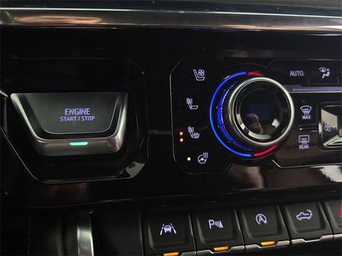 Certified 2023 GMC Sierra 1500 Denali Ultimate image 19