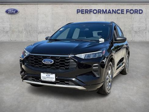 Certified 2024 Ford Escape ST-Line image 2