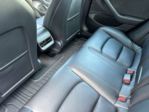 Used 2021 Tesla Model 3 Standard Range Plus RWD image 12