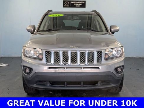 Used 2016 Jeep Compass Latitude w/ Sun/Sound Group image 2