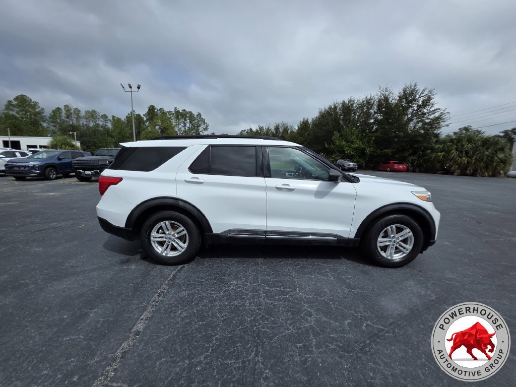 Used 2021 Ford Explorer XLT RWD image 8