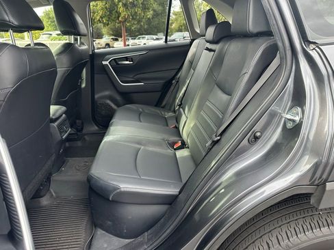 Used 2023 Toyota RAV4 XLE Premium AWD/4WD image 9