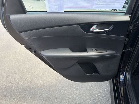 Certified 2023 Kia Forte GT-Line image 18