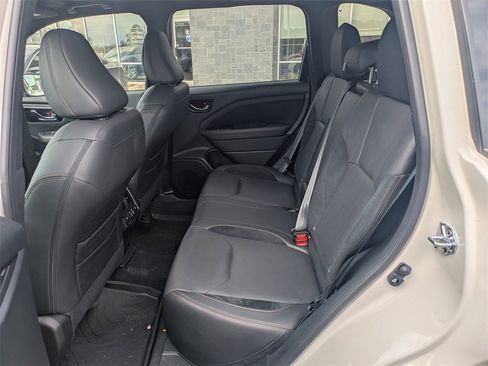 Used 2025 Subaru Forester Touring w/ Protection Package image 15