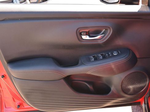 Used 2024 Honda HR-V Sport image 9