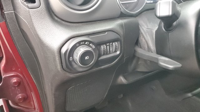 Used 2021 Jeep Wrangler Unlimited Sport AWD/4WD image 9
