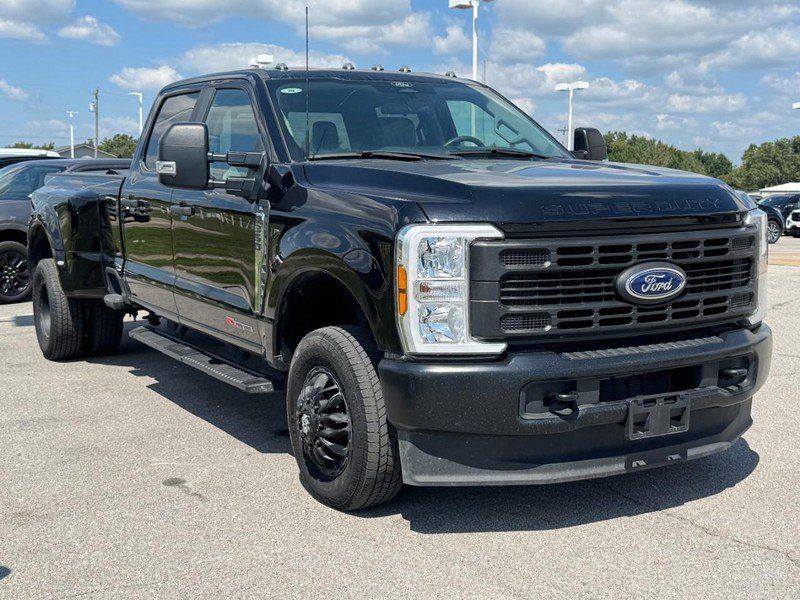 Used 2024 Ford F350 XL w/ XL Driver Assist Package AWD/4WD image 2