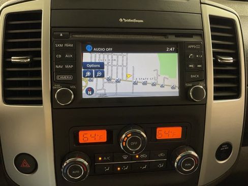 Used 2016 Nissan Frontier PRO-4X AWD/4WD image 4