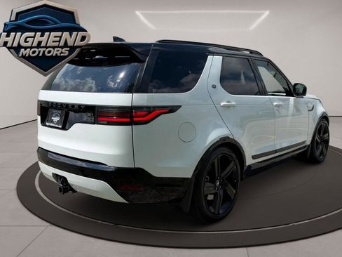Used 2022 Land Rover Discovery HSE R-Dynamic AWD/4WD image 6