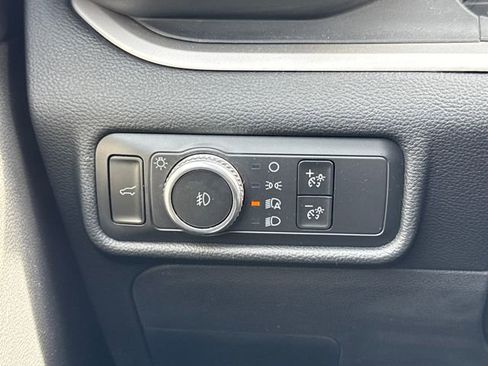 Used 2021 Ford Explorer XLT w/ Equipment Group 202A image 35