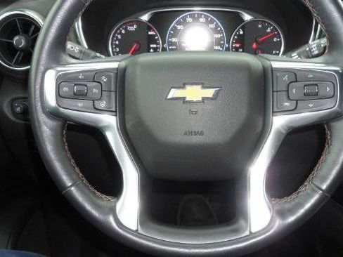Used 2022 Chevrolet Blazer Premier w/ Enhanced Convenience Package AWD/4WD image 25